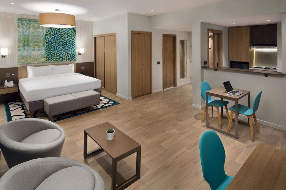 Standard Studio, Multiple Beds - Photo 5