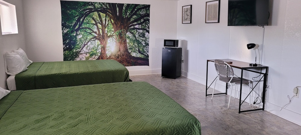 Economy Double Room photo 1
