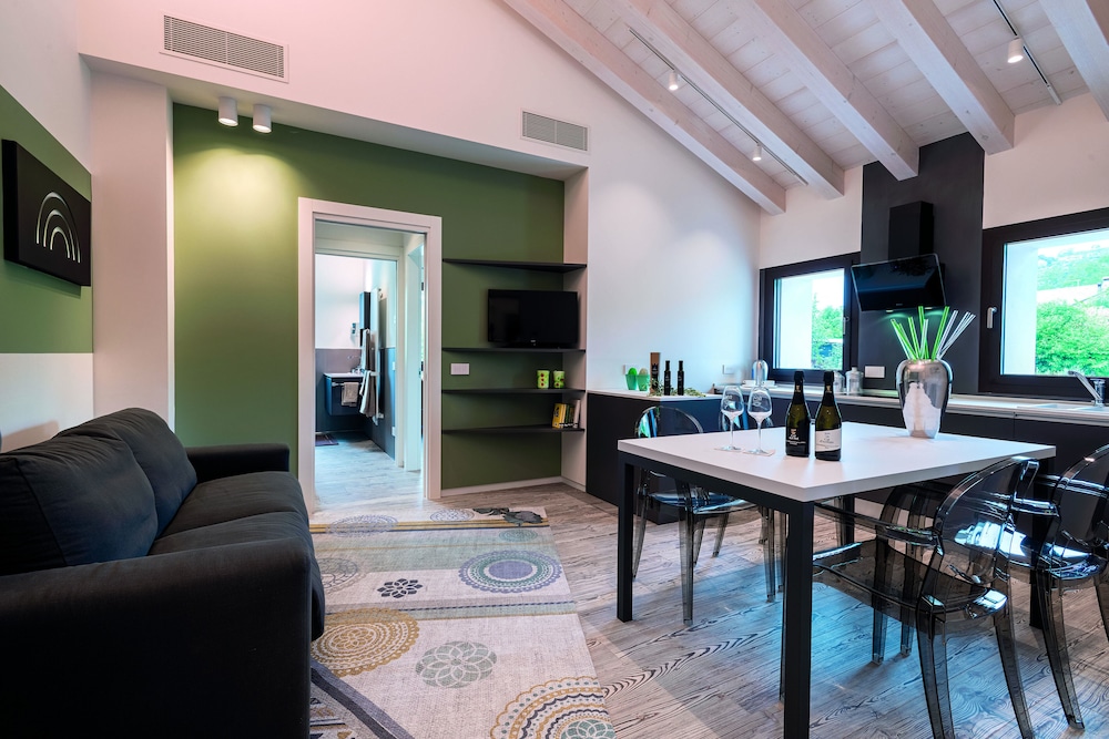 Luxury Condo photo 2