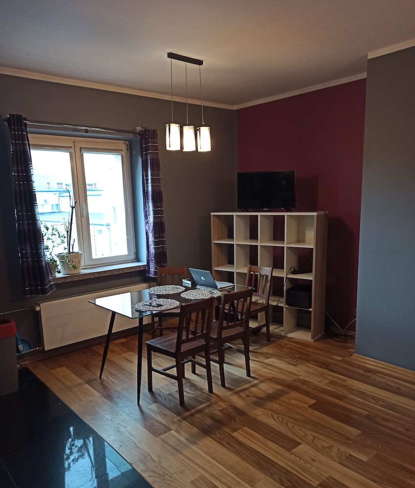Basic Apartment photo 3