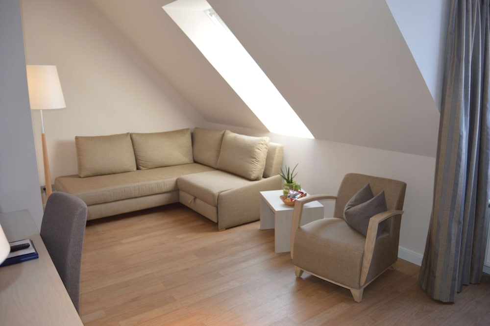 Comfort Room, 1 Queen Bed (Comfort Plus)