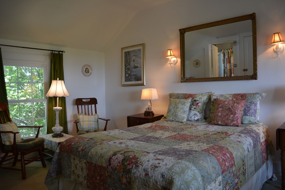 Room, Private Bathroom, Pool View photo 2
