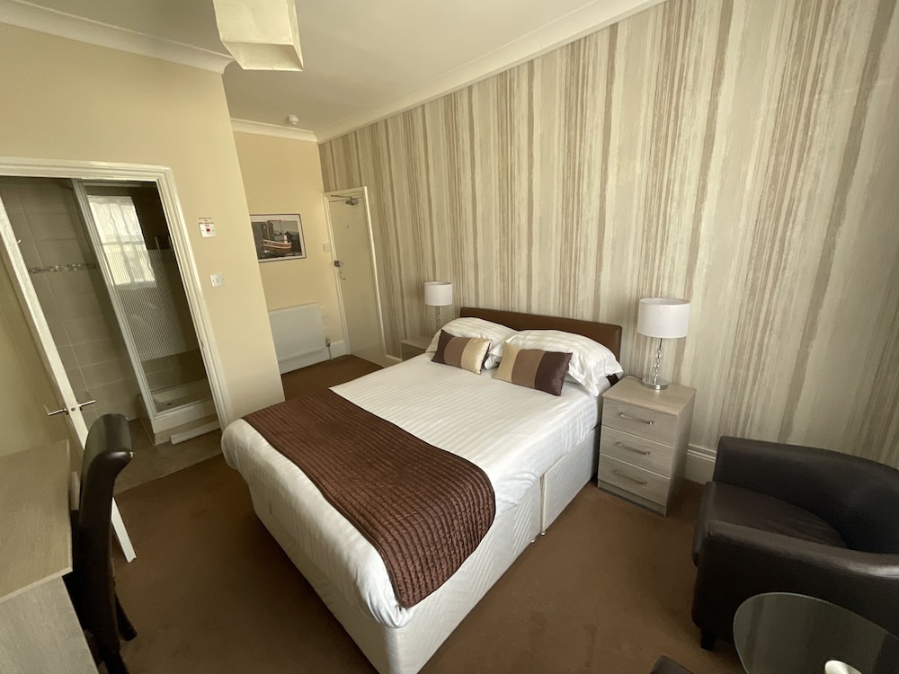 Double Room, Ensuite (Room Only (No Breakfast)) photo 1