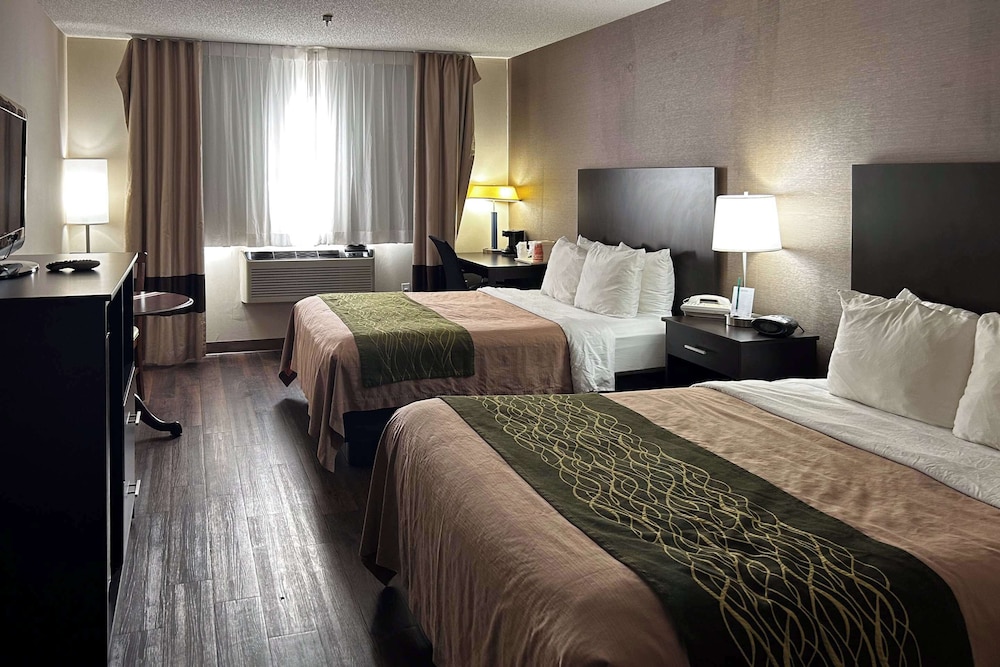Room, 2 Queen Beds, Non Smoking (Efficiency) - Photo 1