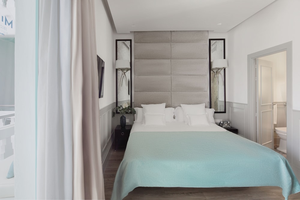 Superior Double Or Twin Room, Balcony photo 3