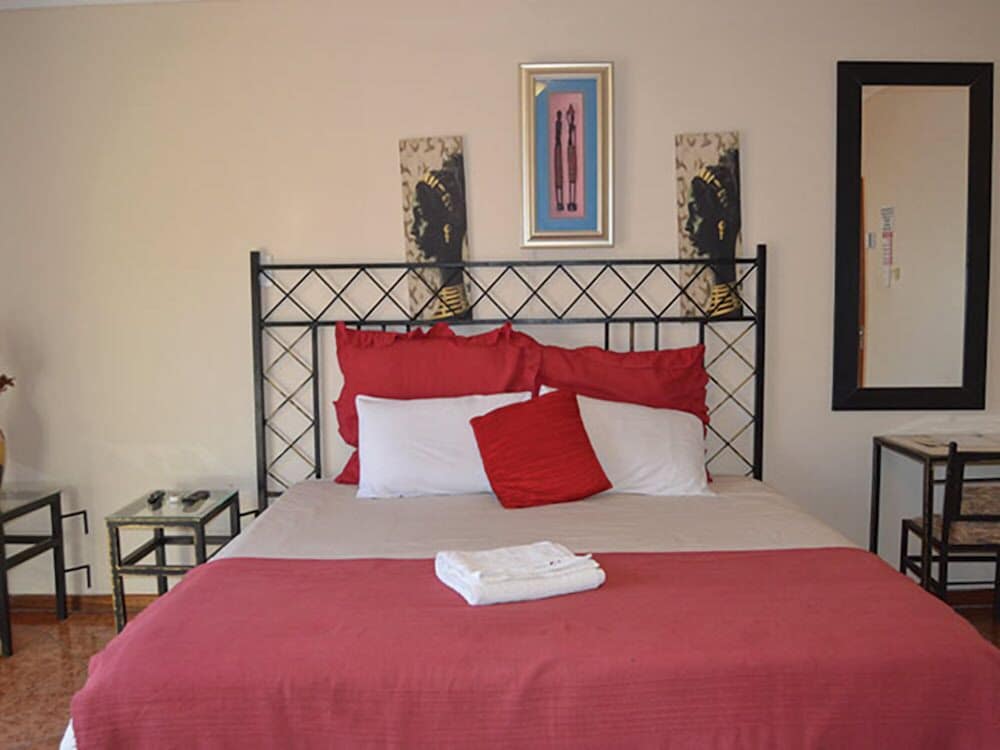 Double Room with Shower photo 2