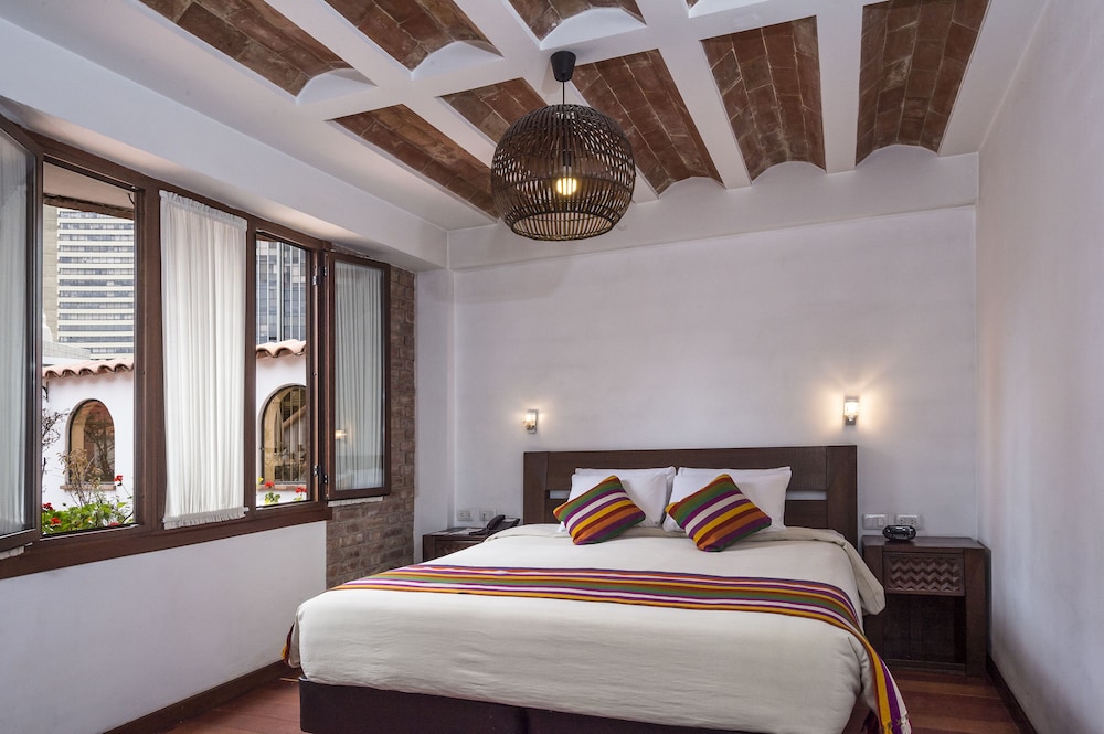 Double Room, 1 King Bed photo 1