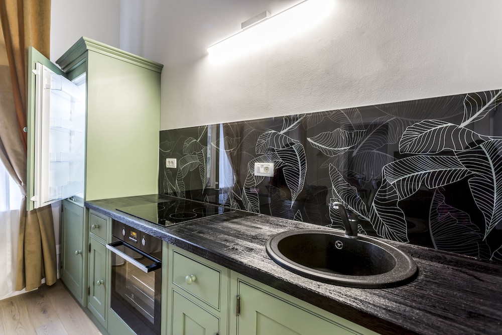 Apartment, 1 Bedroom, Non Smoking - Photo 8