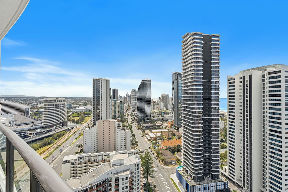 3 Bedroom Skyhome photo 2