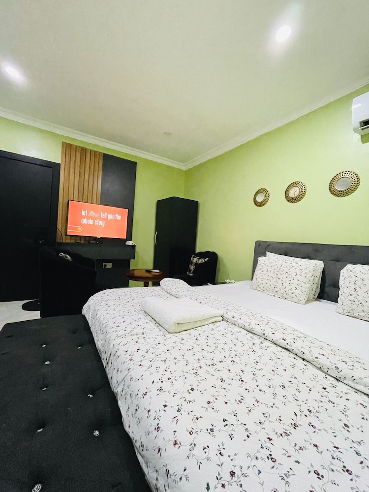 Deluxe Single Room