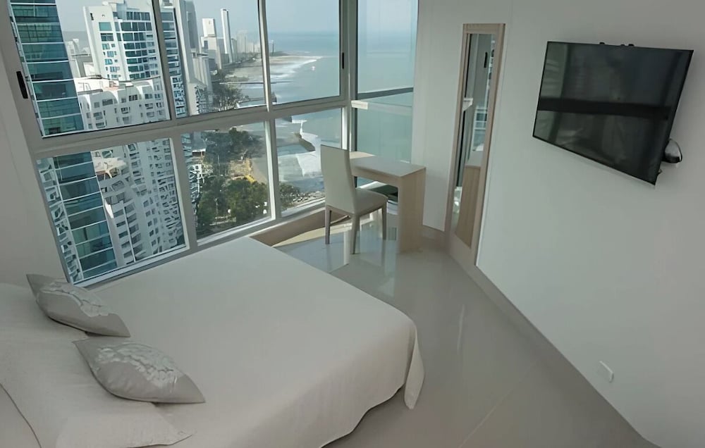Apartment photo 3