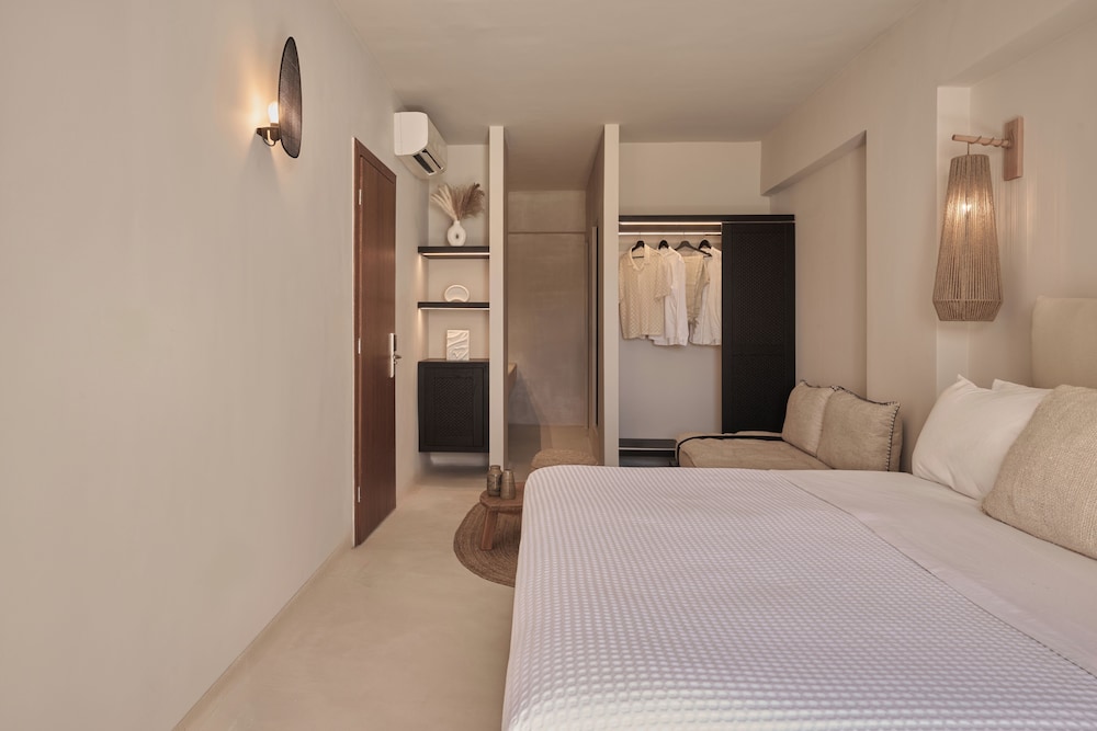 Junior Studio Suite photo 3