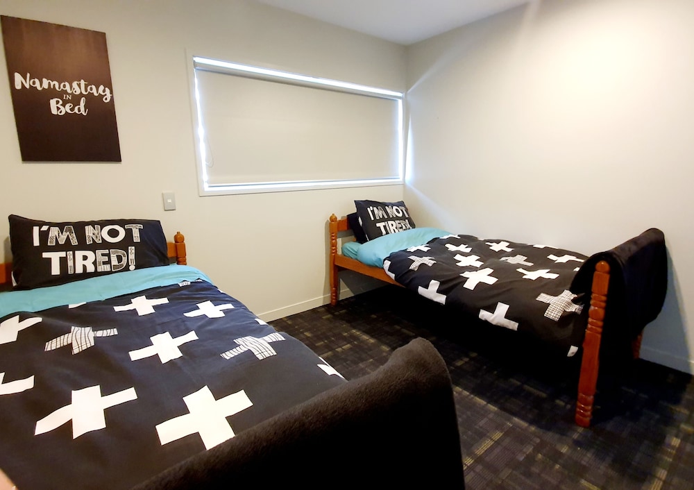 Apartment, 3 Bedrooms, City View photo 2