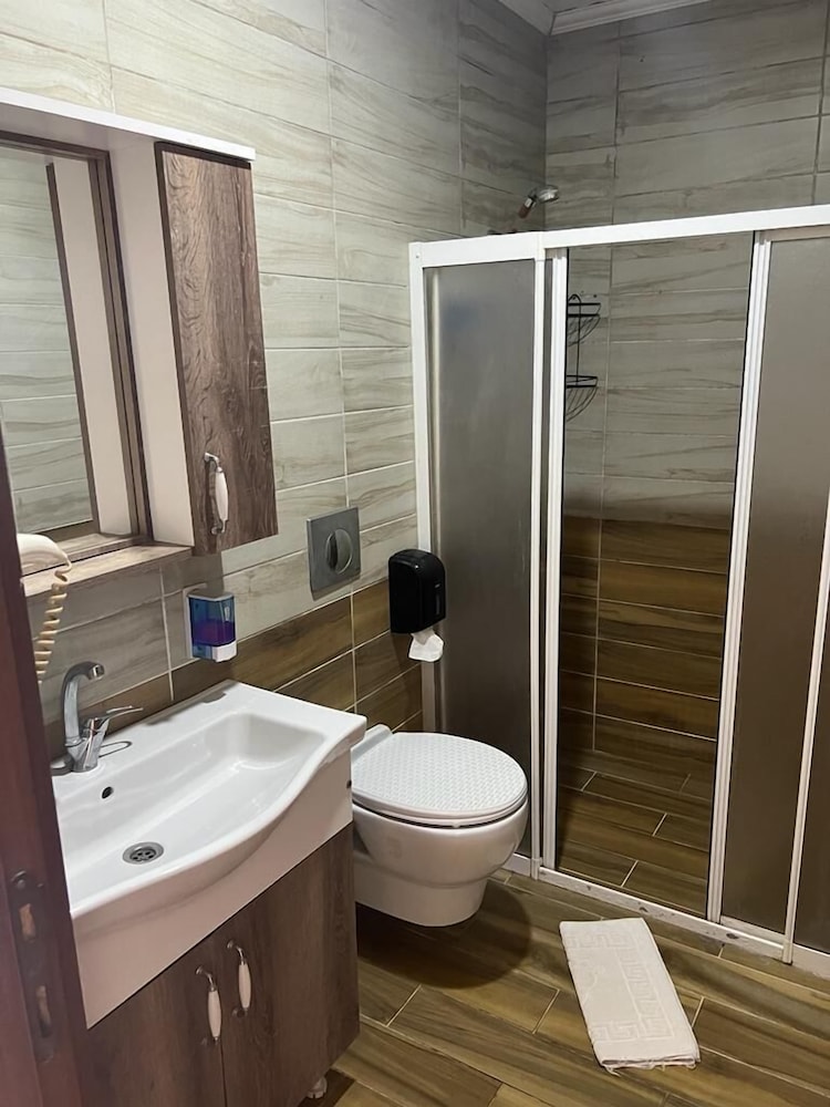 Classic Triple Room photo 2