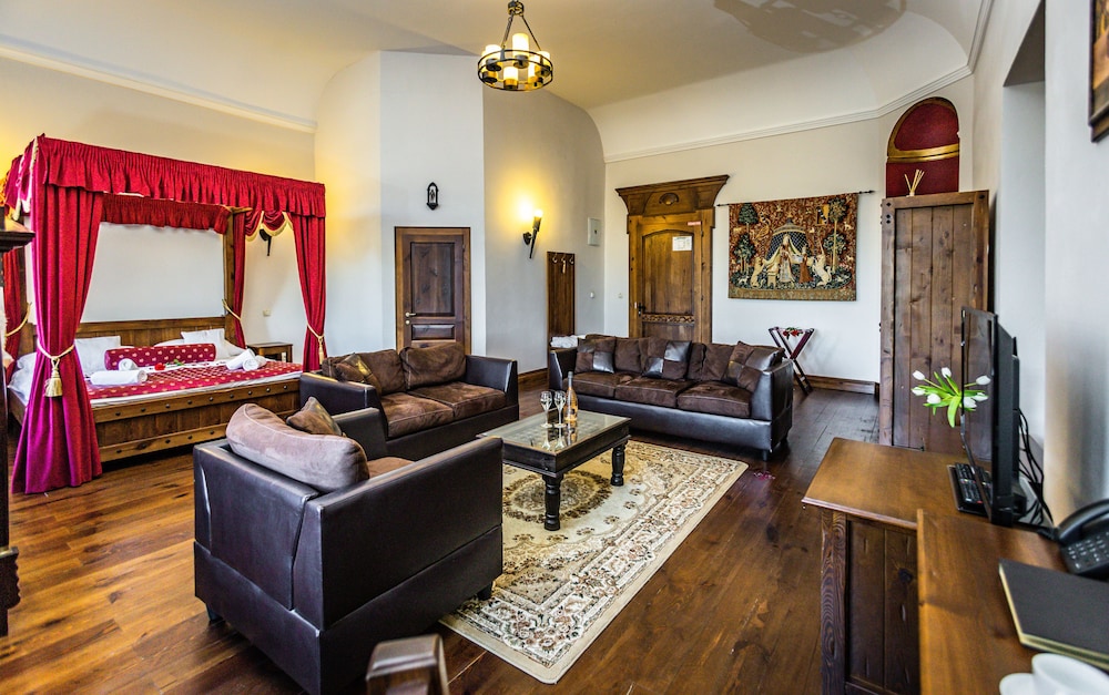 Deluxe Room, 1 Bedroom photo 3