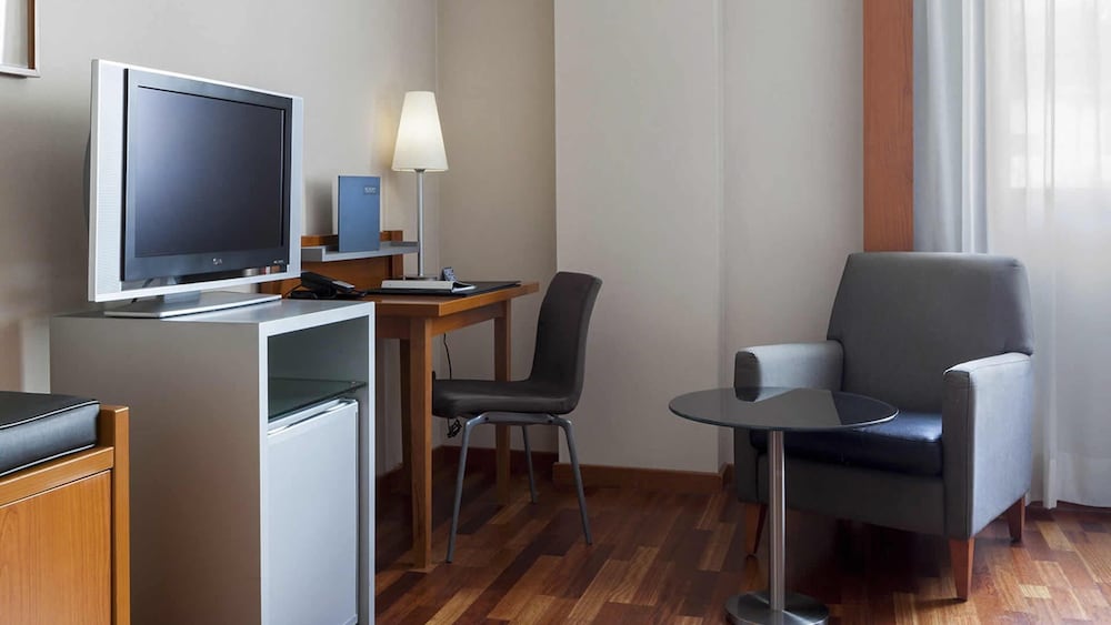 Superior Room - Photo 9