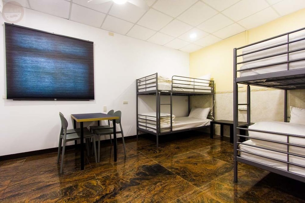 Economy Shared Dormitory, 1 Bedroom (202) photo 2