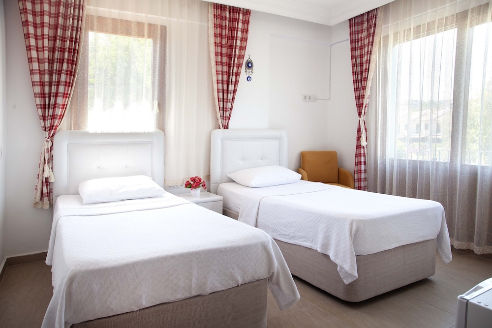Standard Twin Room photo 1