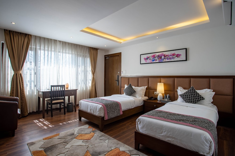 Deluxe Twin Room, City View photo 1