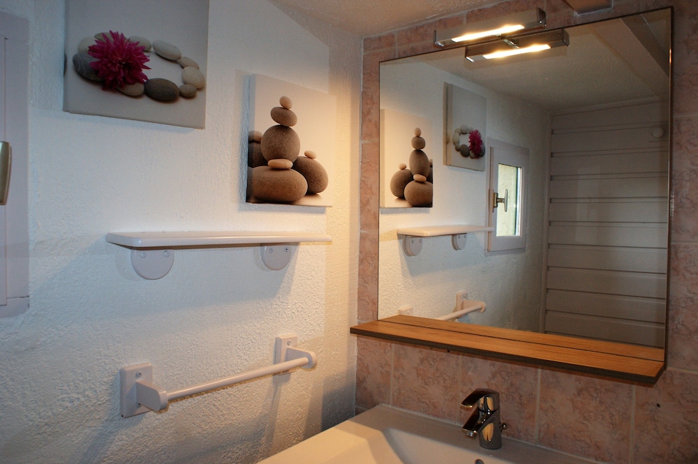 Panoramic Double Room, 1 Double Bed, Sea View, Sea Facing photo 2