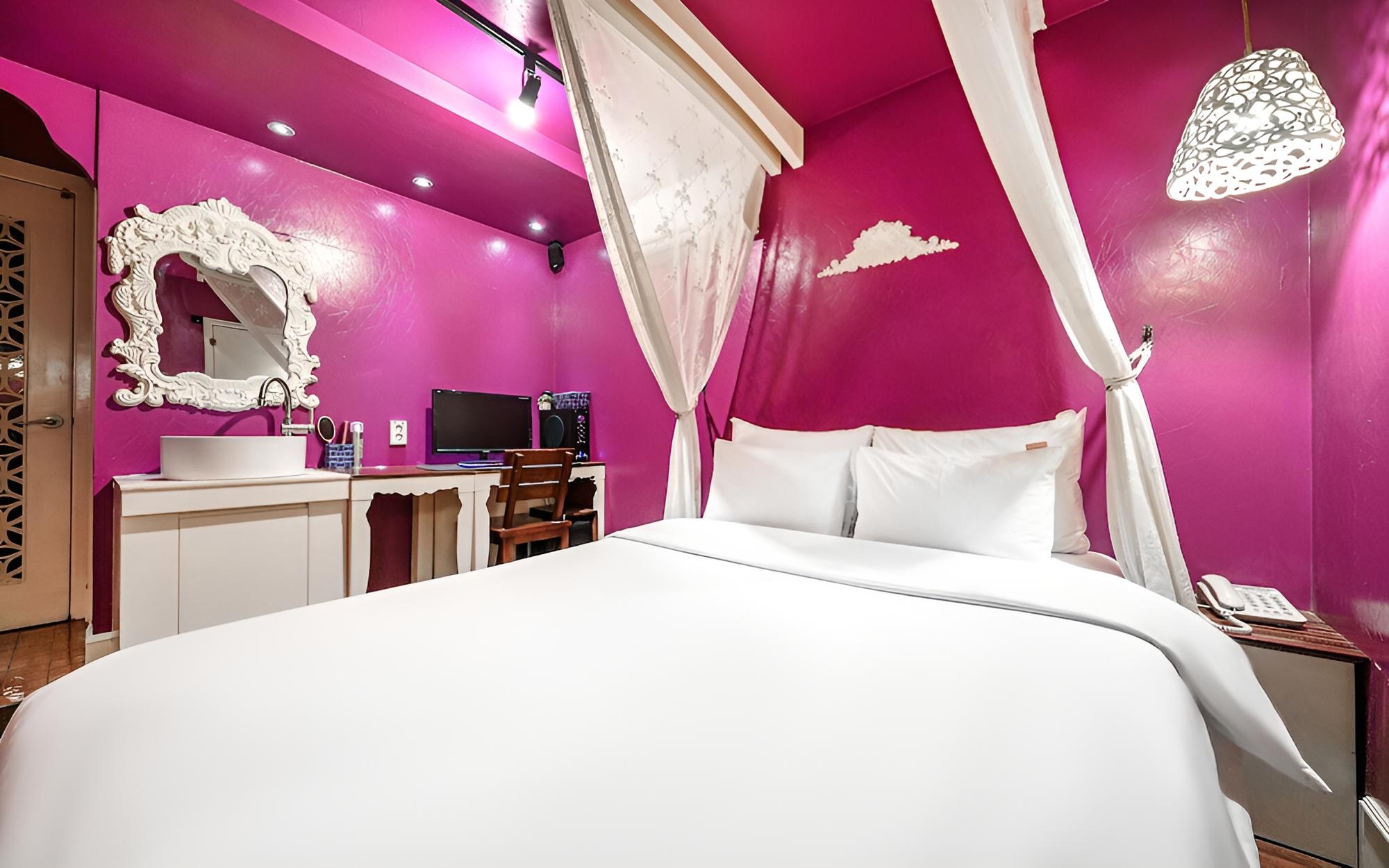 Room (standard Walk-in only (Netflix availa) - Photo 43