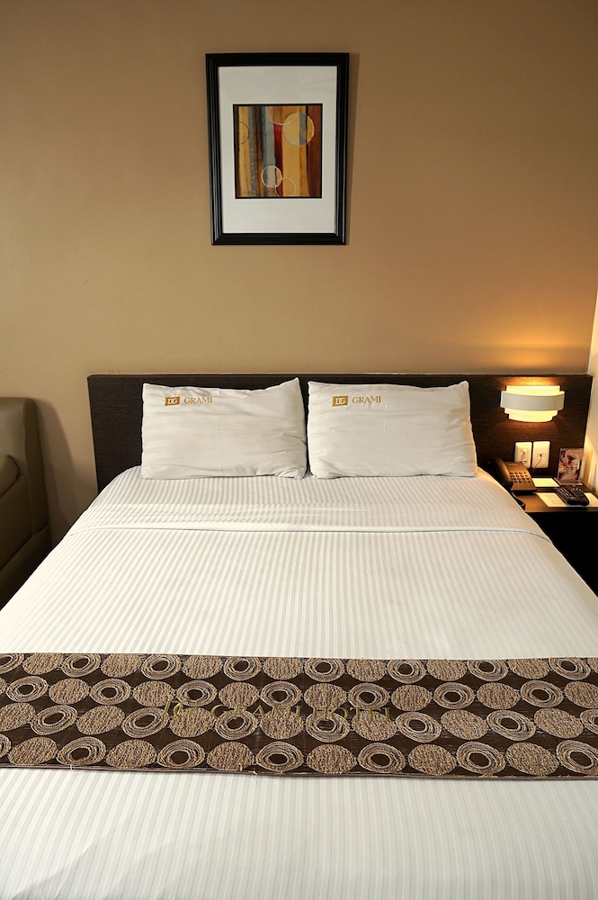 Deluxe Double Room, 1 Queen Bed, Non Smoking - Photo 12