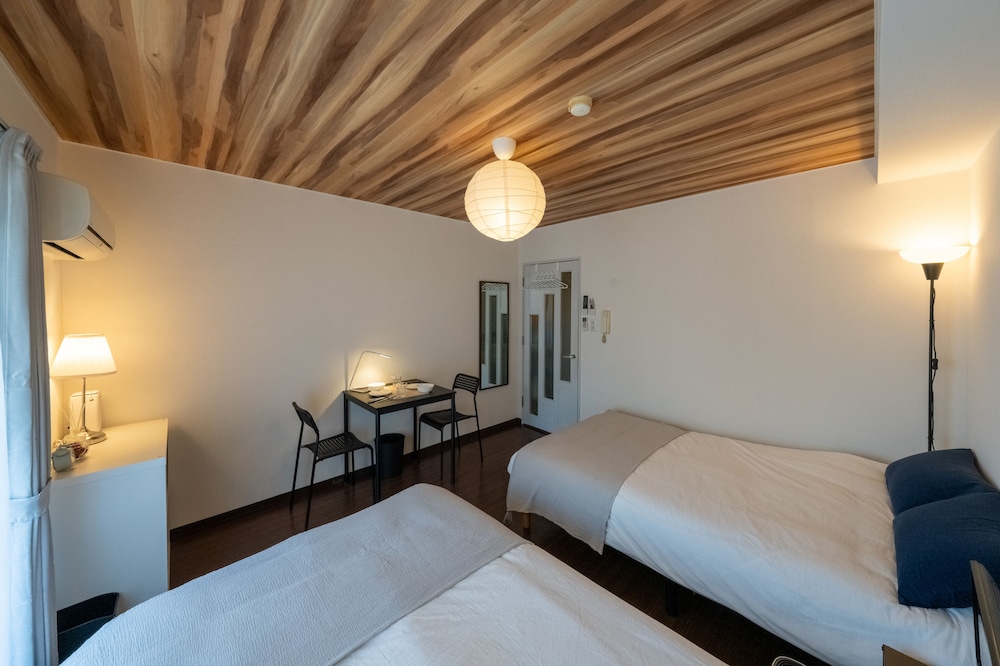 Comfort Apartment, 2 Double Beds, Non Smoking, City View (305)