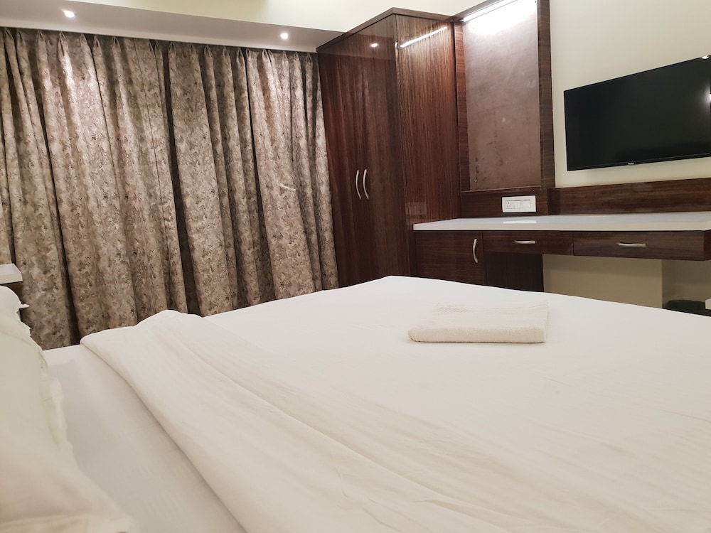 Premium Room - Photo 32