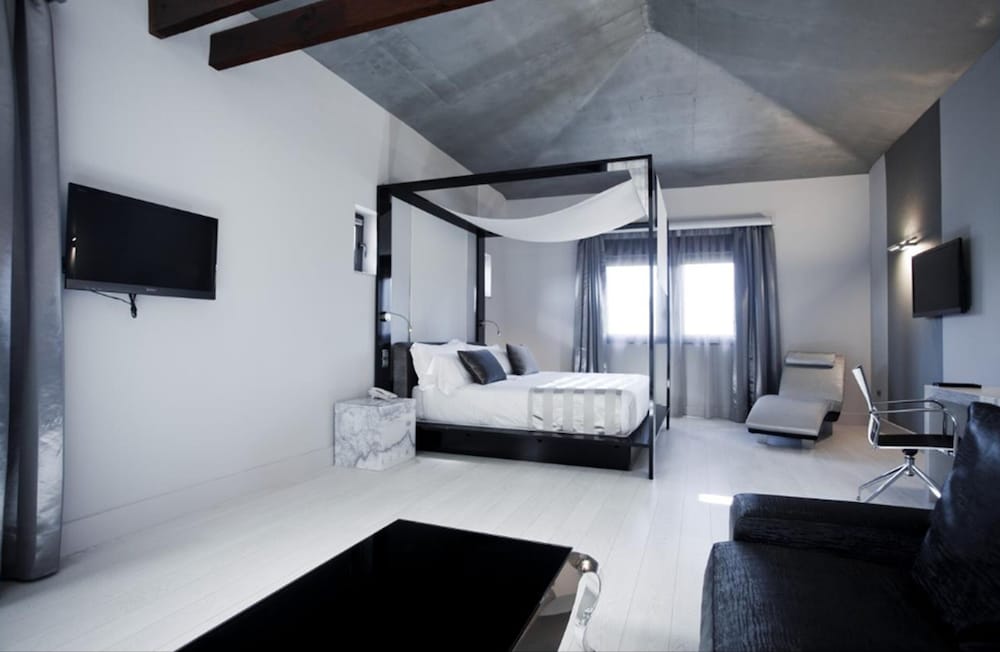 Junior Suite - Photo 5