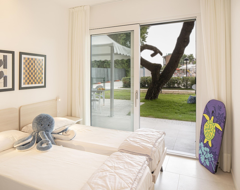 Prestige Appartament, 2 Bedrooms, Garden photo 1