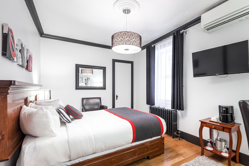 Classic Room, 1 Queen Bed photo 1