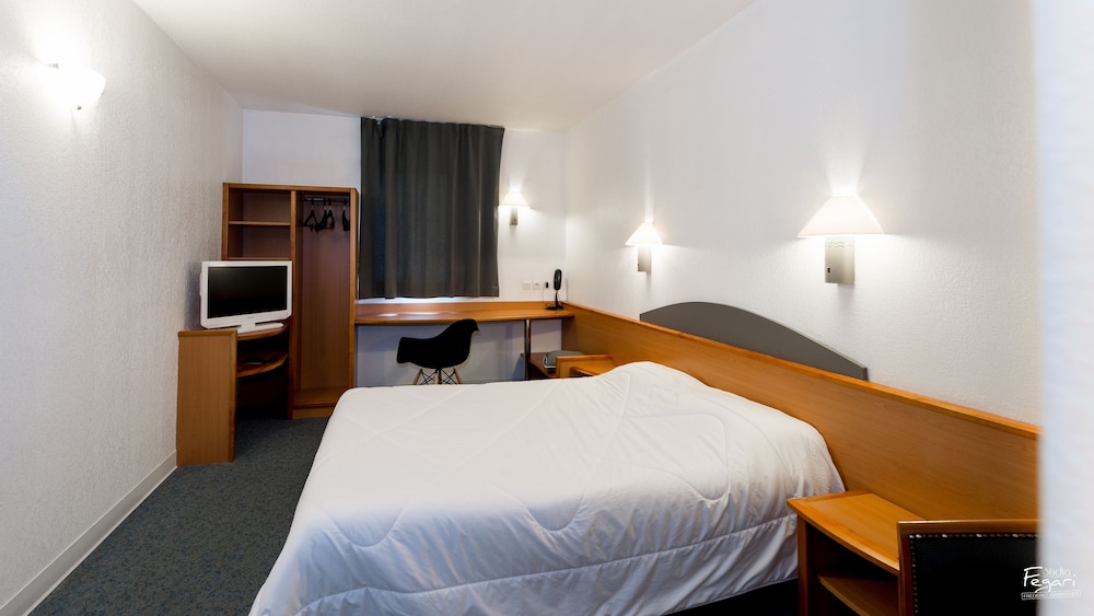 Triple Room, 3 Twin Beds photo 1