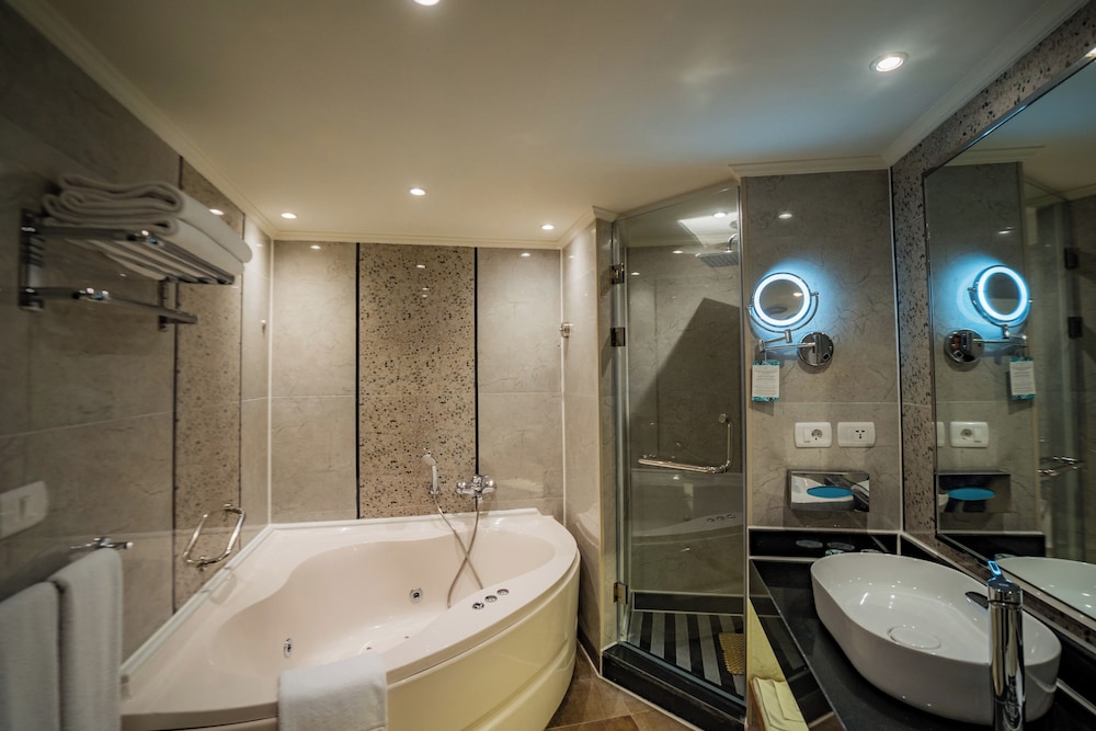 Junior Suite - Photo 6