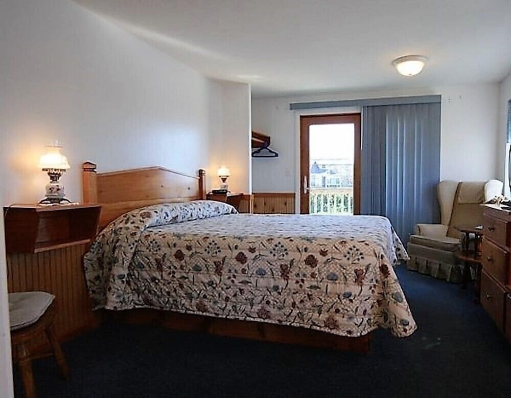 Standard Room, Partial Ocean View photo 1