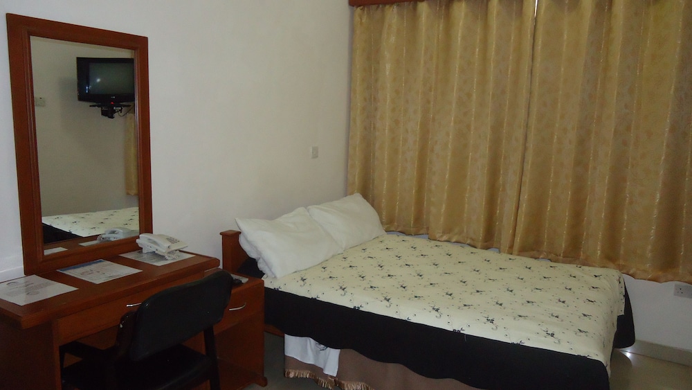Basic Single Room photo 2