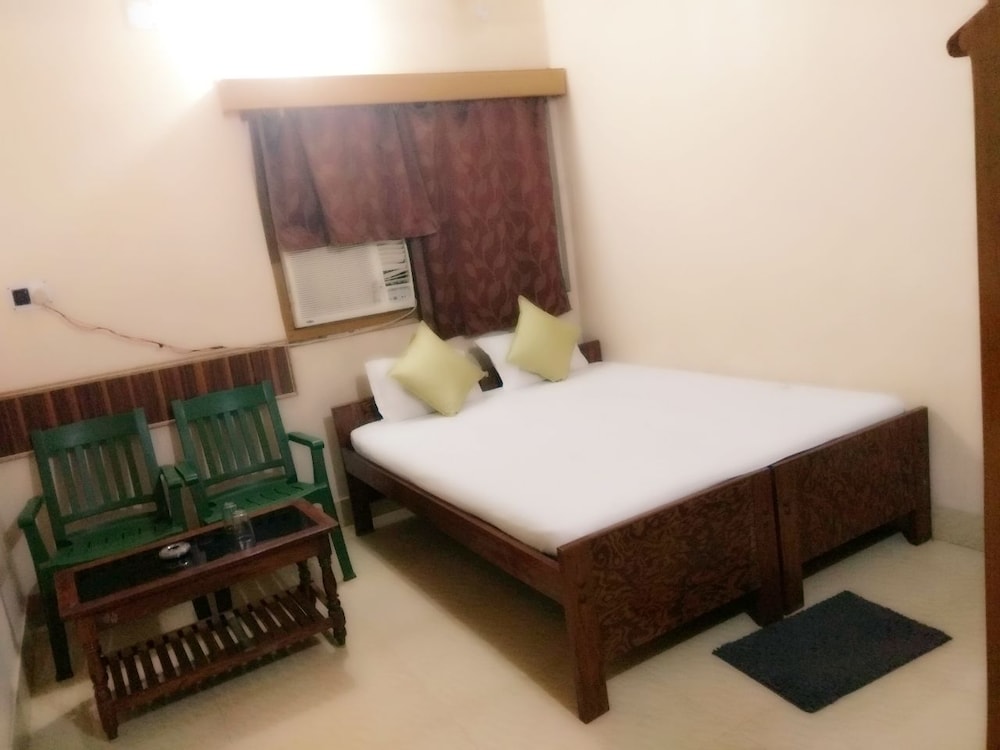 Deluxe Double Room, 1 Queen Bed photo 1