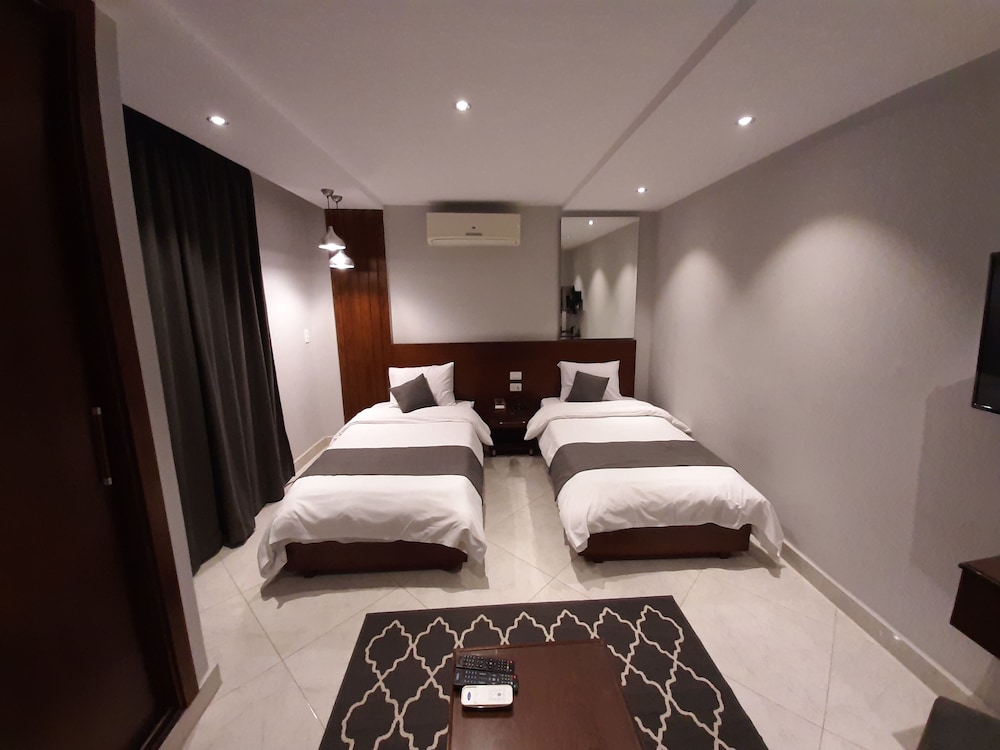 Comfort Twin Room, 2 Twin Beds, Kitchenette photo 1