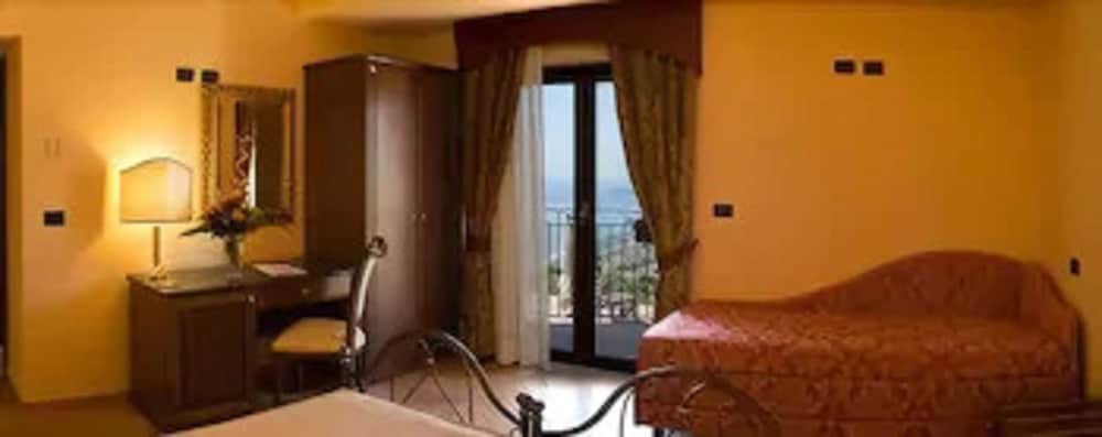 Double Room, Sea View