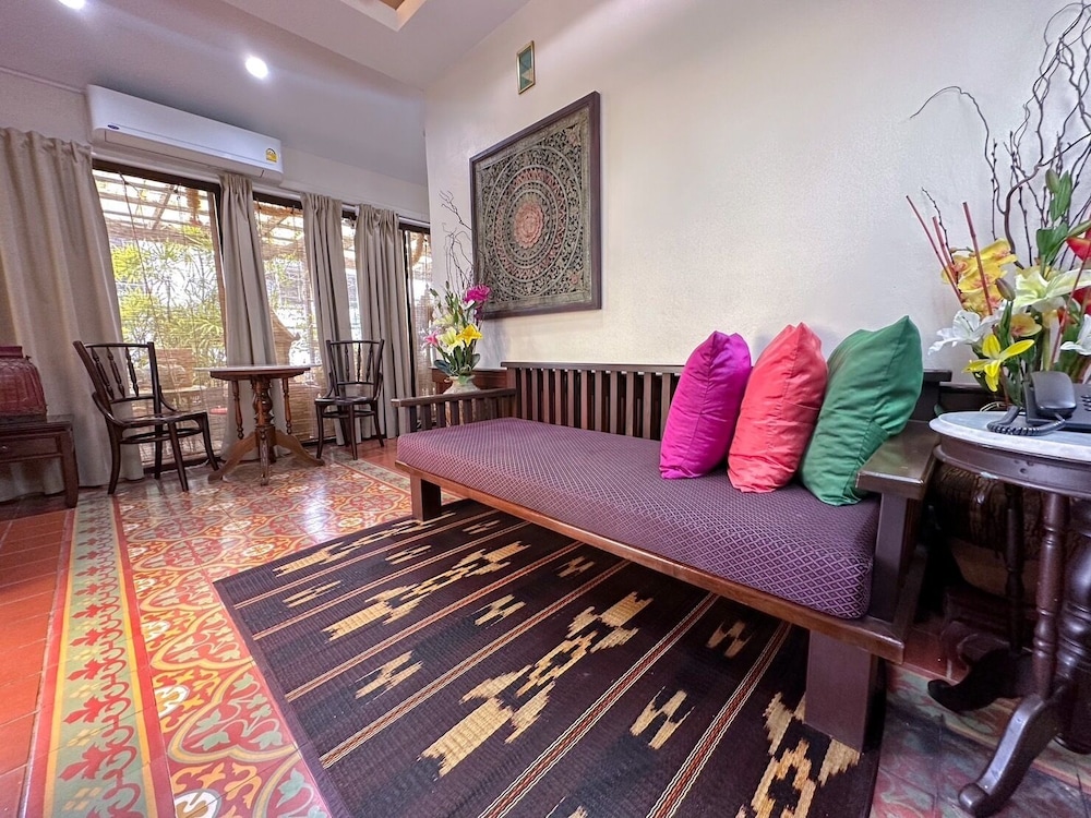 Penthouse, Patio, Garden Area photo 3