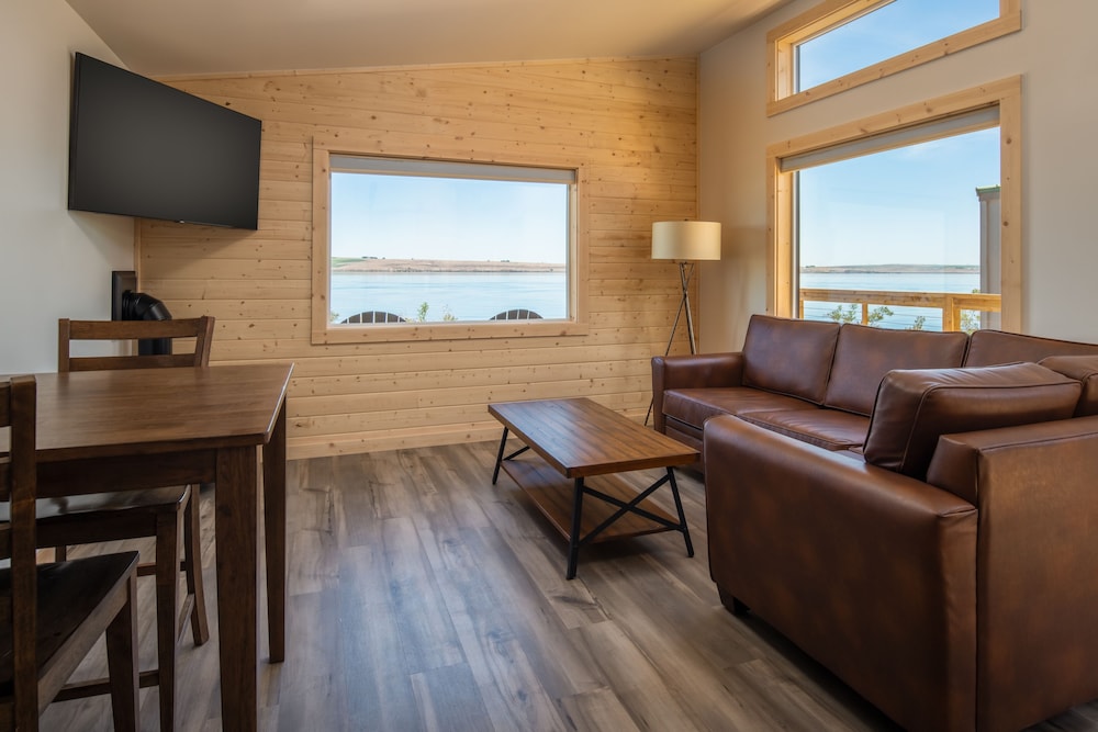 Deluxe Cabin, Multiple Beds, River View (Two Bedroom Cabin) photo 2