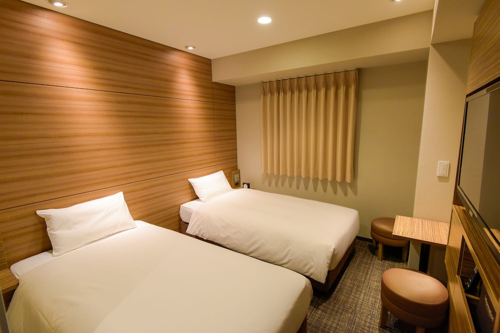 Economy Twin Room, Non Smoking (14sqm) : 1 Room for 1 Floor photo 2