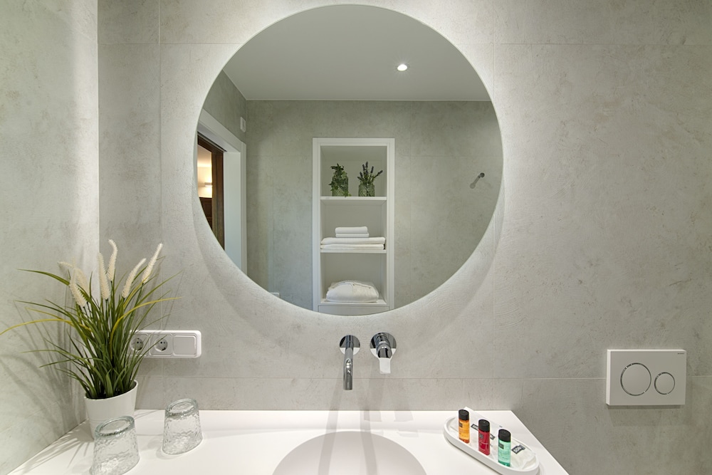 Superior Double Room, Private Bathroom, Garden View photo 2