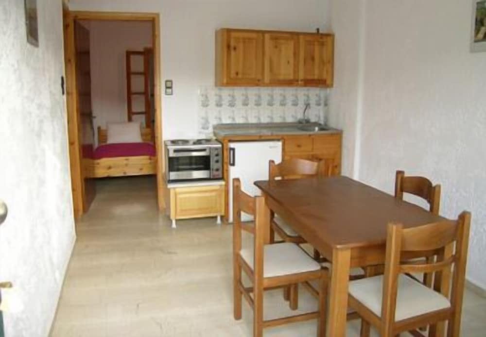 Standard Apartment, 2 Bedrooms, Terrace photo 1