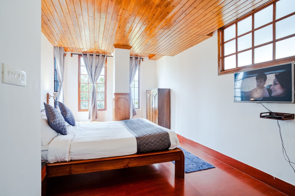 Executive Room - Photo 29