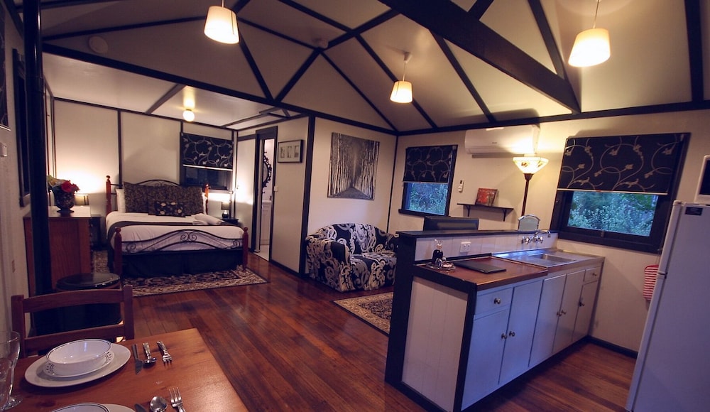 Etna Cottage photo 2