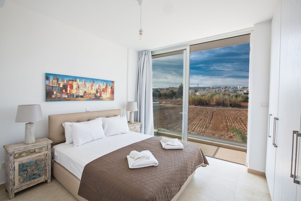 Villa, 3 Bedrooms, Smoking, Private Pool