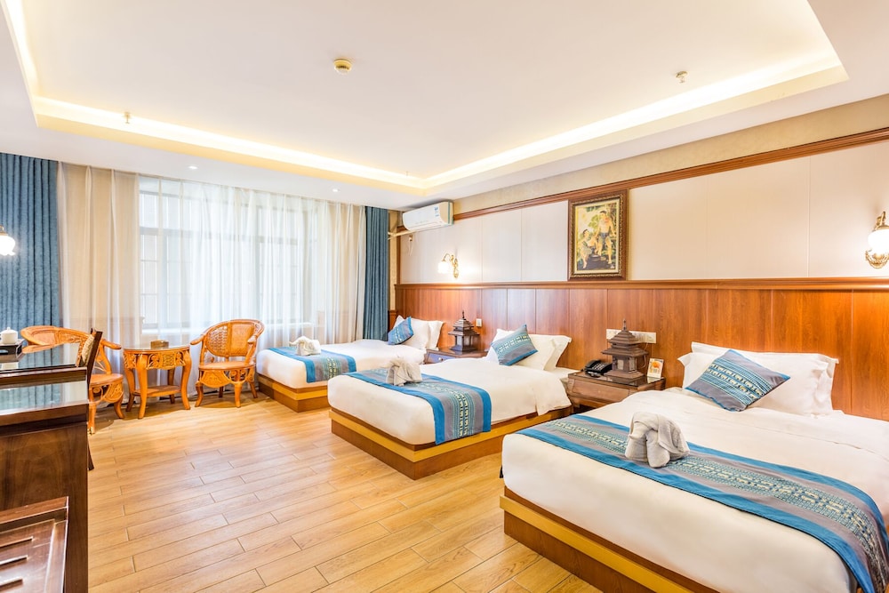 Elite Triple Room photo 1