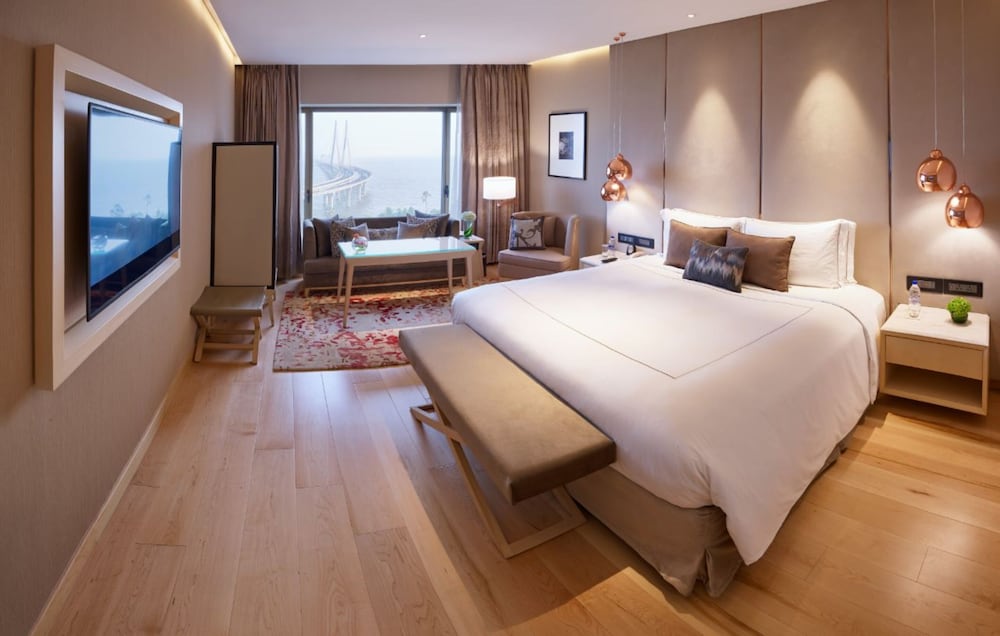 Serene Infinity Sea View Room King Bed - Photo 3