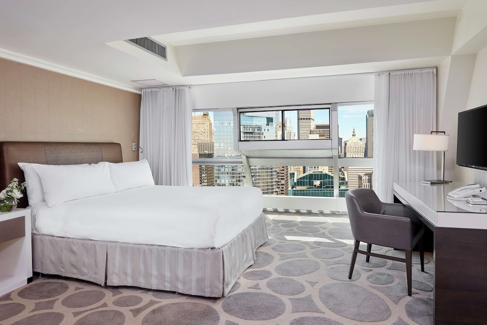 2 Story Suite With 1 King Bed, 1 Queen Bed, Sleeper Sofa