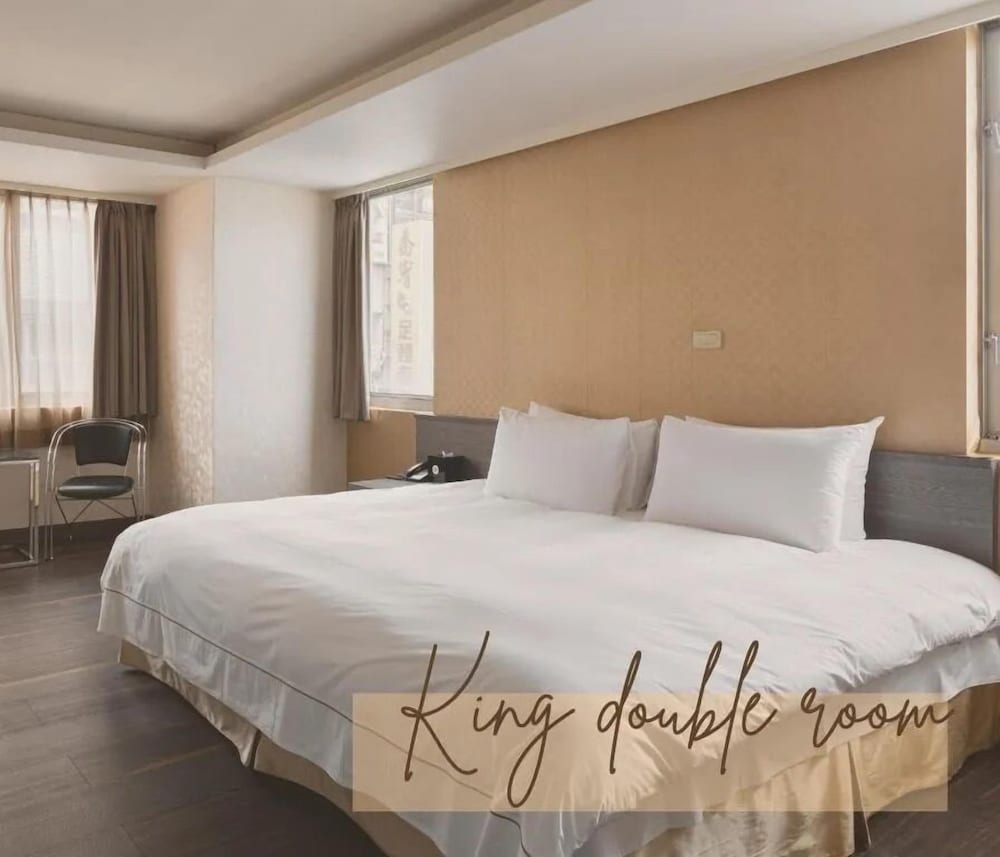 Elite Double Room, 1 King Bed photo 1